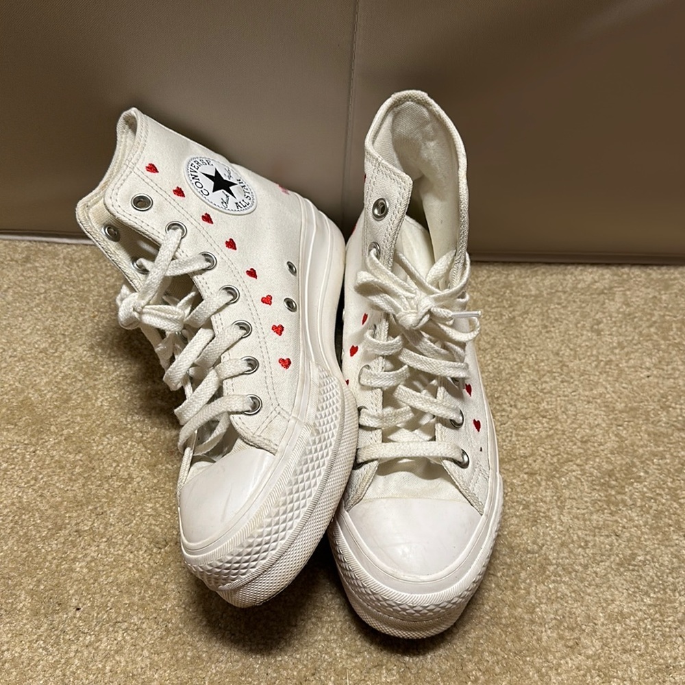 Valentine’s Day Platforms Converse